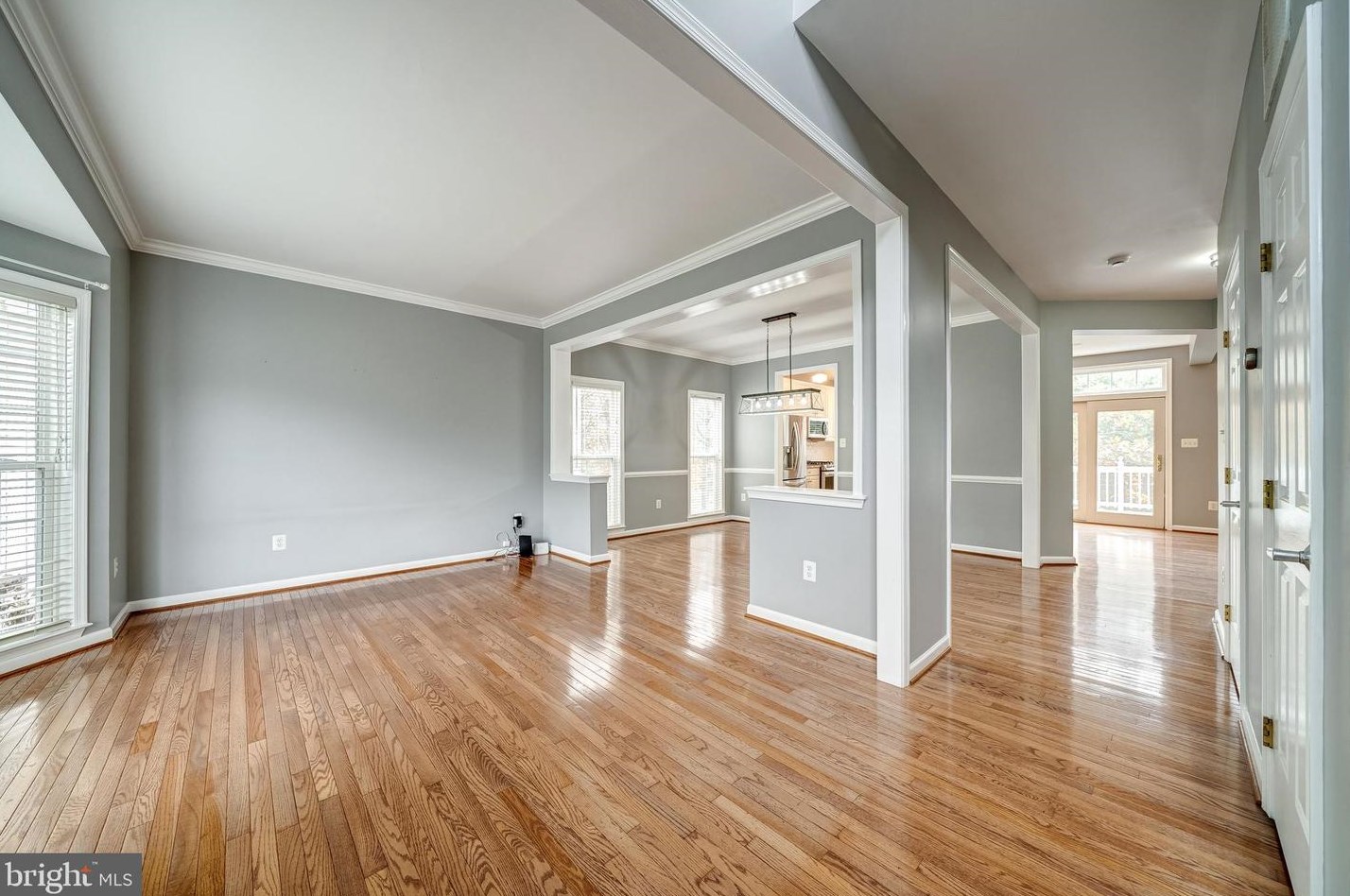 423 Winter Walk Dr, Gaithersburg MD  20878-7808 exterior