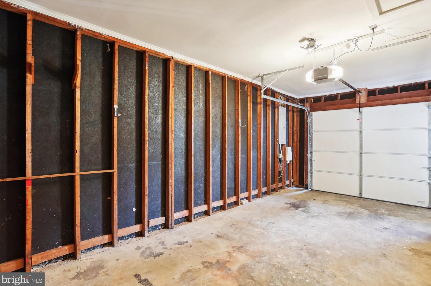 17 Redding Ridge Dr, Gaithersburg MD  20878-2625 exterior