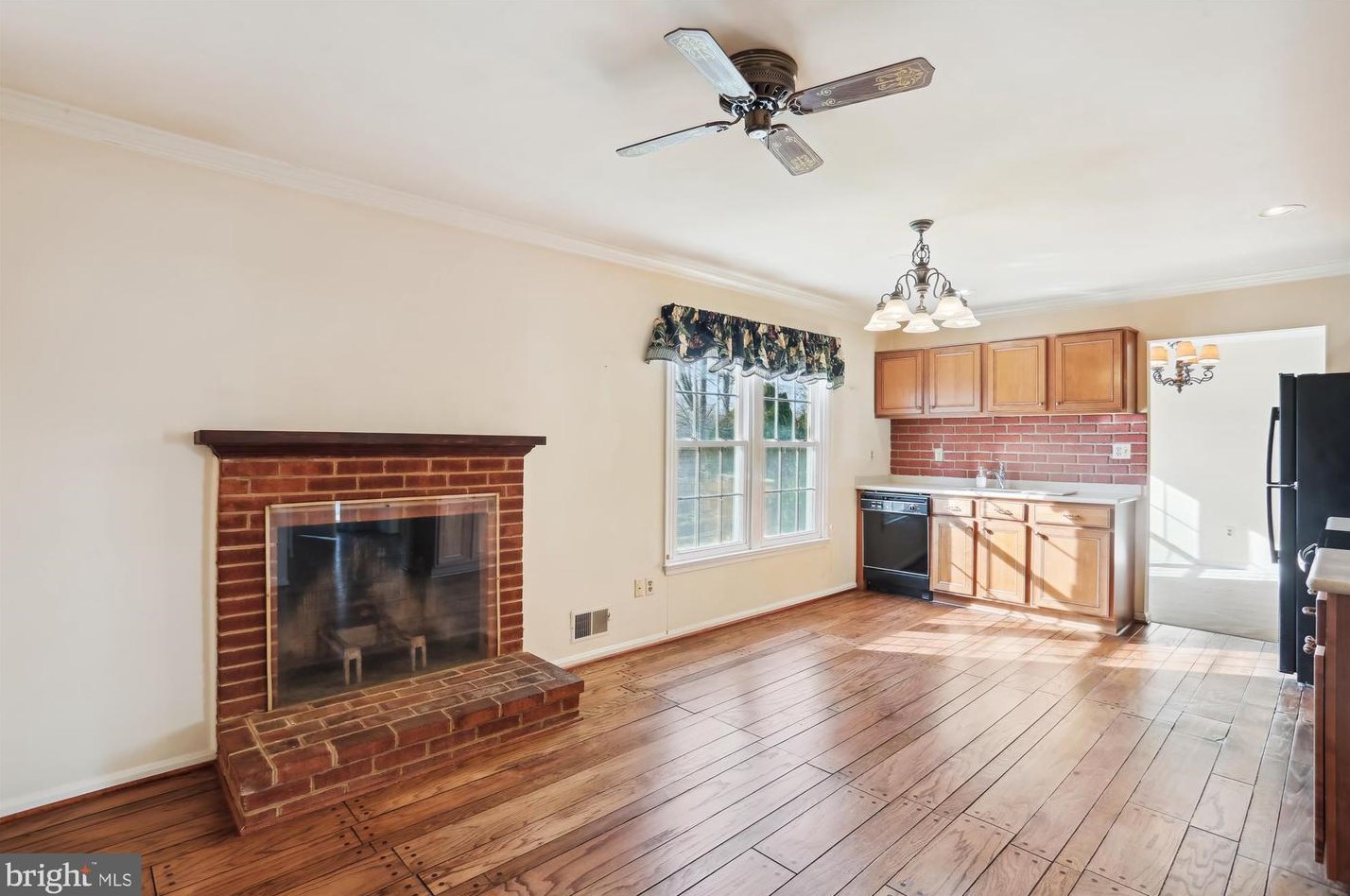 17 Redding Ridge Dr, Gaithersburg MD  20878-2625 exterior