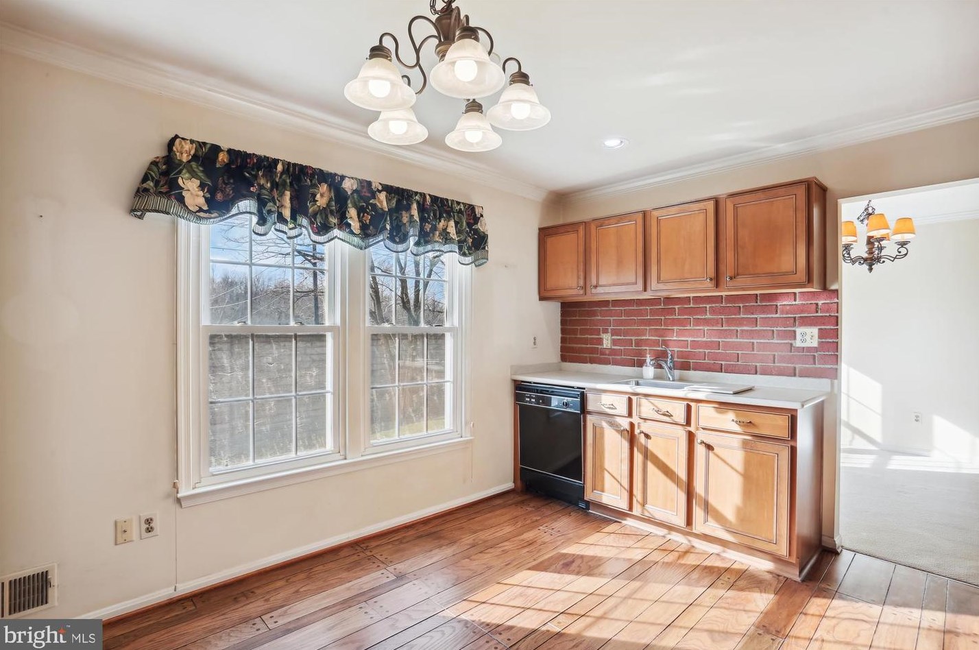 17 Redding Ridge Dr, Gaithersburg MD  20878-2625 exterior