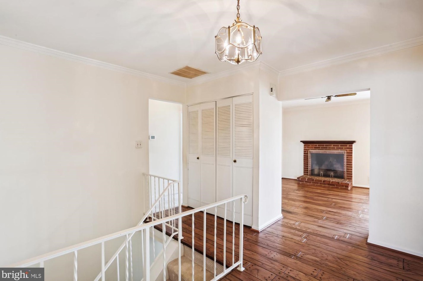 17 Redding Ridge Dr, Gaithersburg MD  20878-2625 exterior