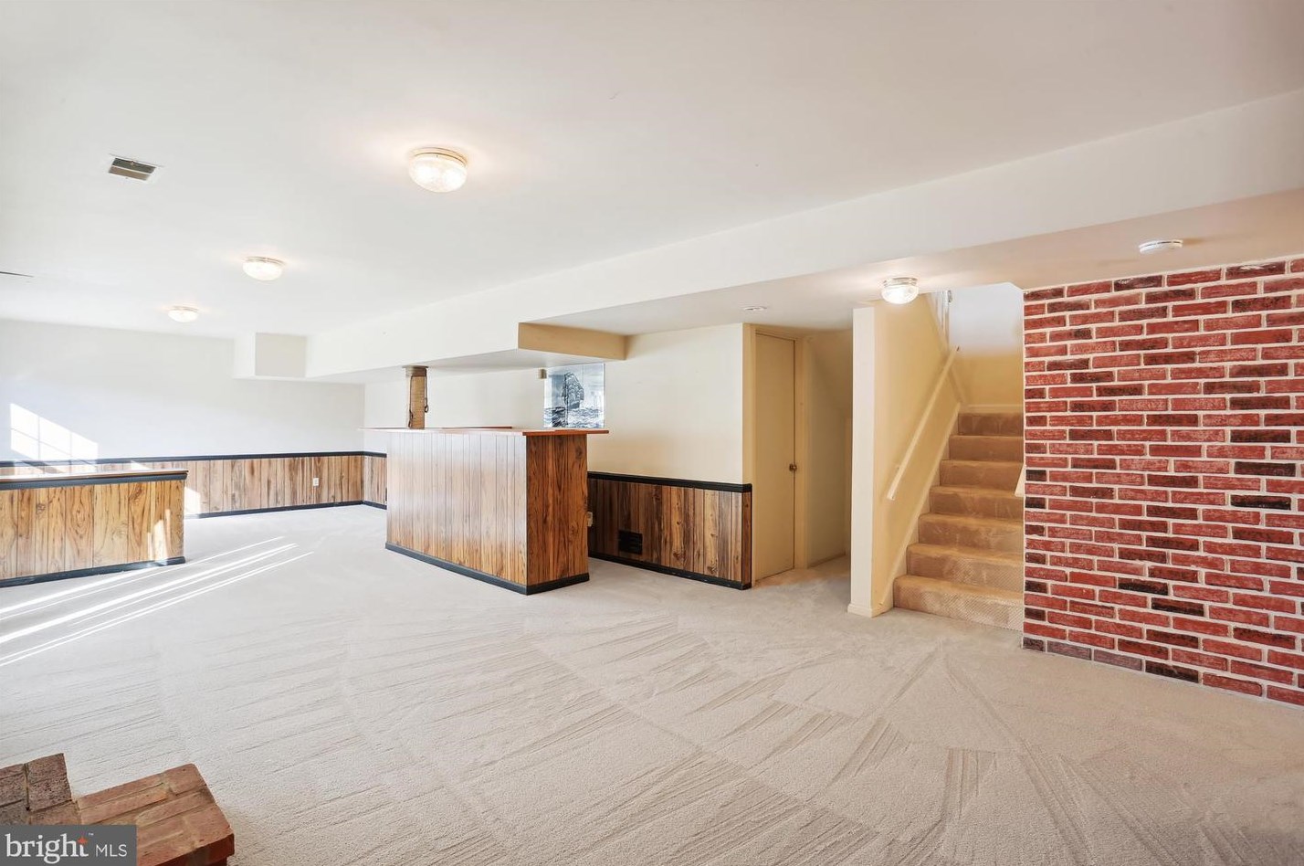 17 Redding Ridge Dr, Gaithersburg MD  20878-2625 exterior