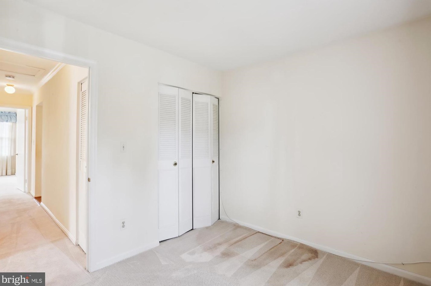 17 Redding Ridge Dr, Gaithersburg MD  20878-2625 exterior