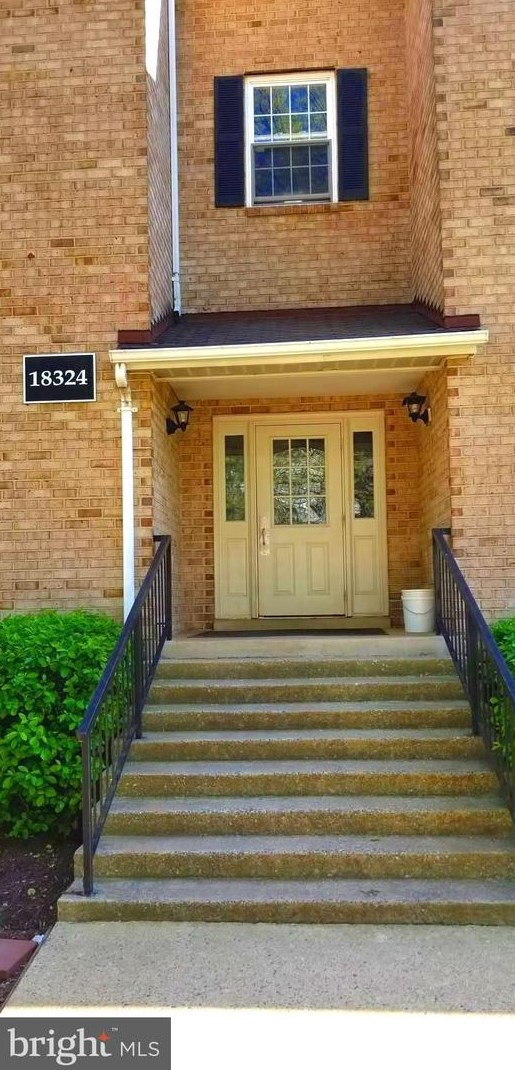 18324 Streamside Dr Apt 103, Gaithersburg, MD 20879
