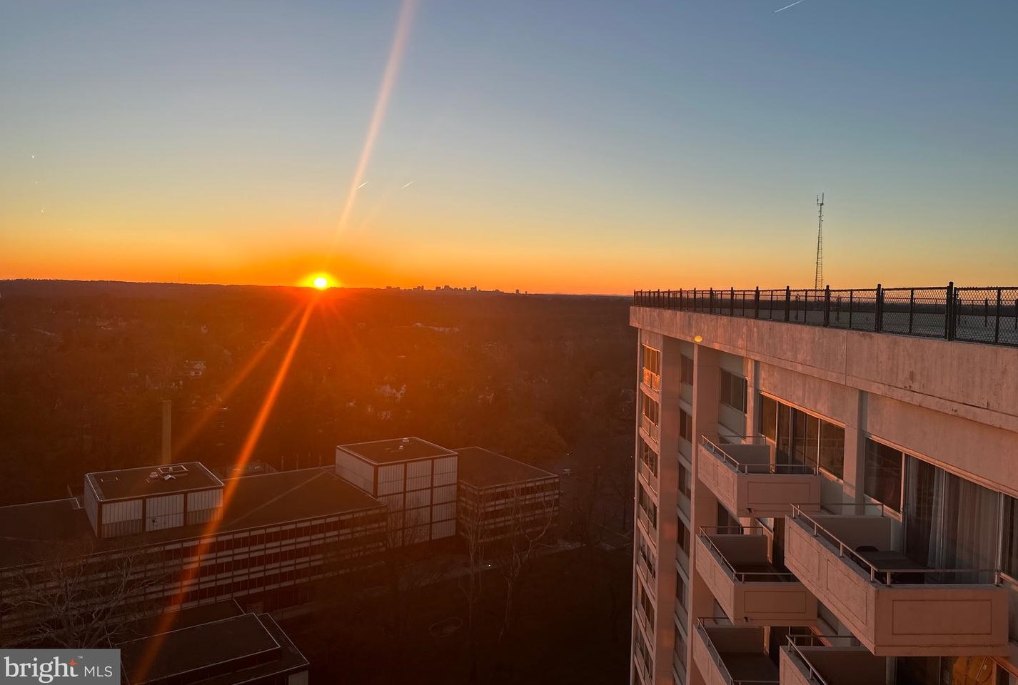 4515 Willard Ave, Bethesda MD  20815-3622 exterior