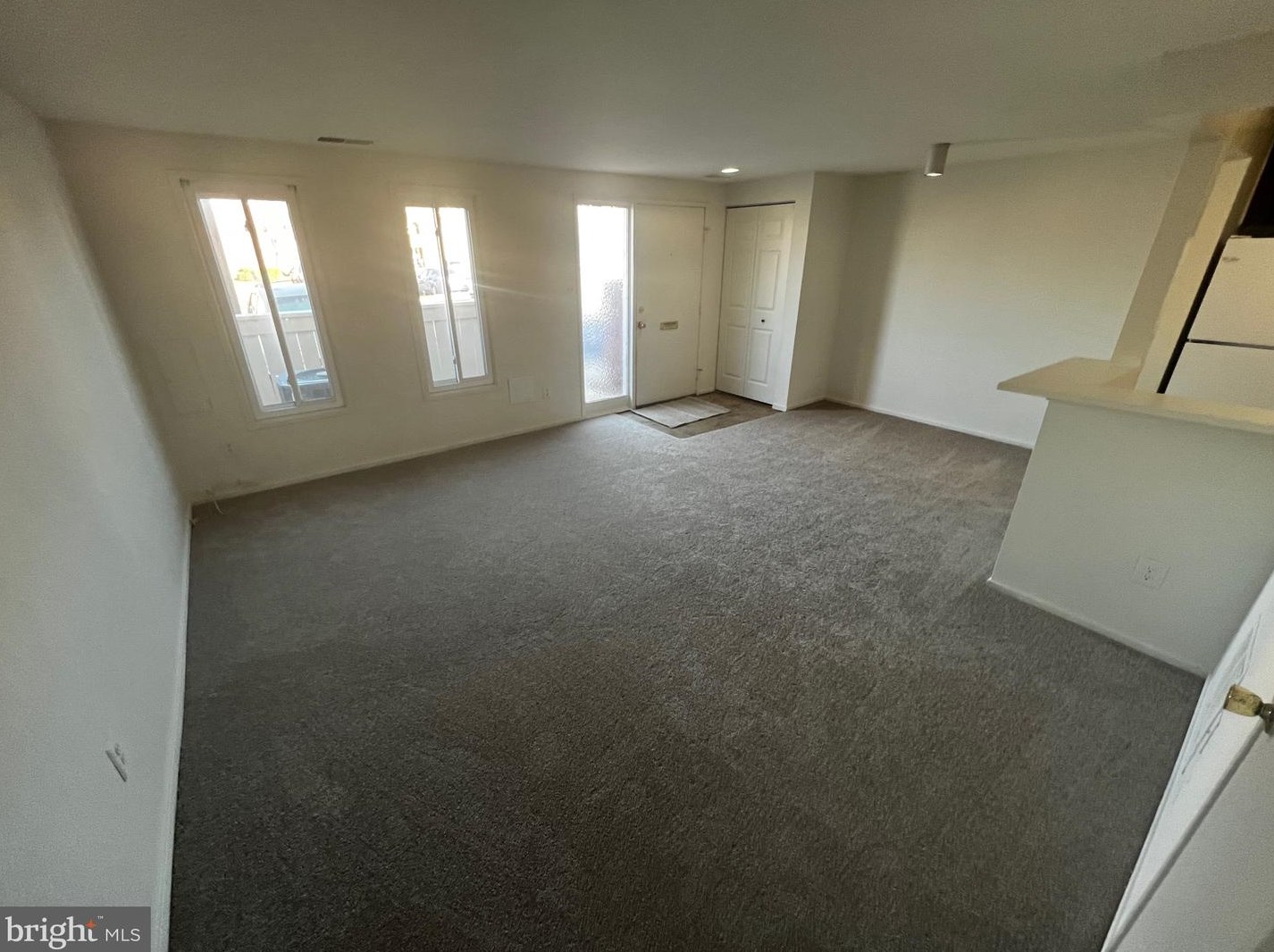 19480 Brassie Pl, Gaithersburg MD  20886-1916 exterior