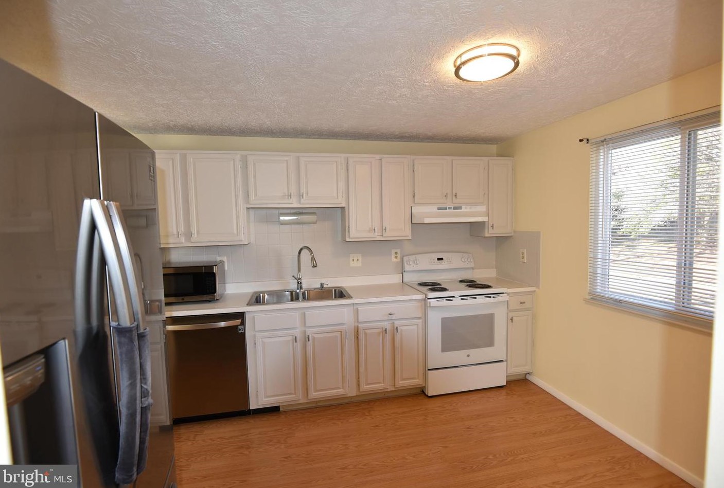 19400 Framingham Dr, Gaithersburg, MD 20879