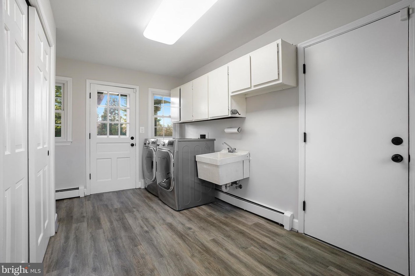 20910 Lochaven Ct, Gaithersburg MD  20882-4467 exterior