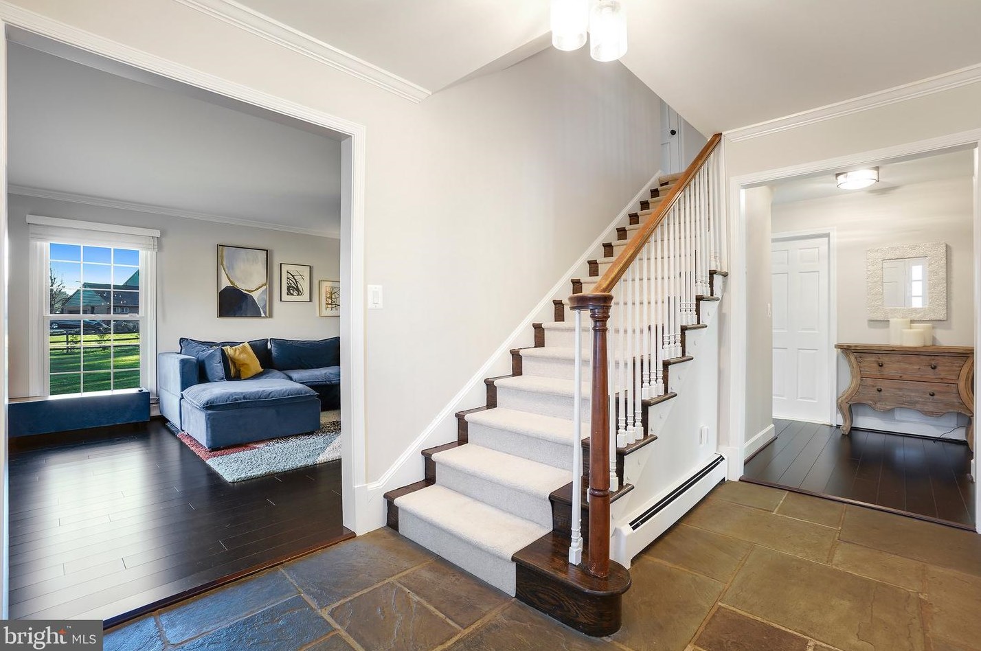 20910 Lochaven Ct, Gaithersburg MD  20882-4467 exterior