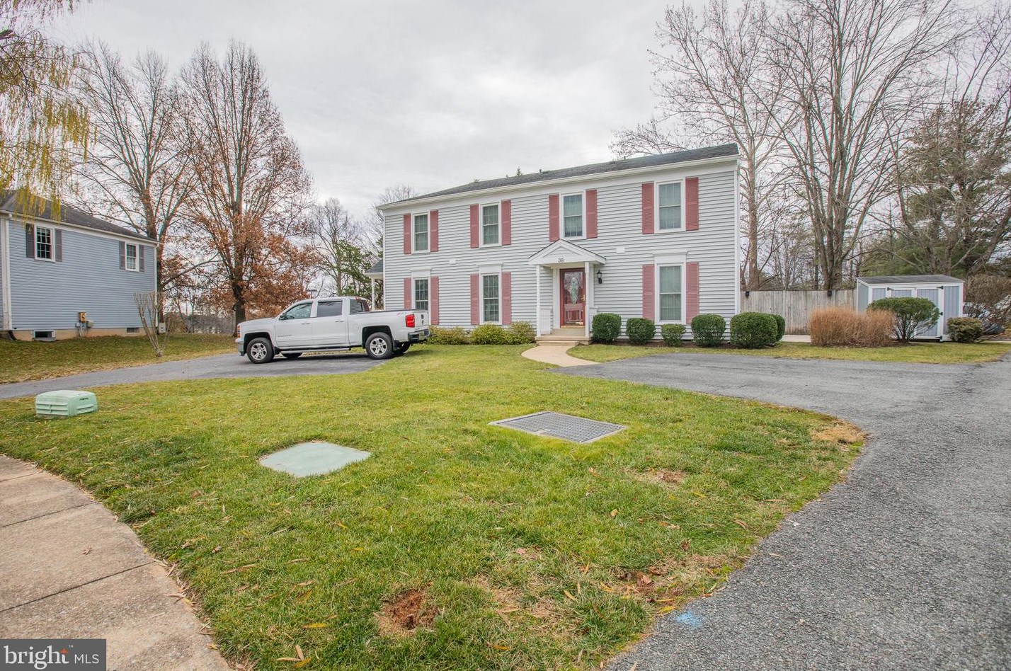 38 Triple Crown Ct, Gaithersburg, MD 20878