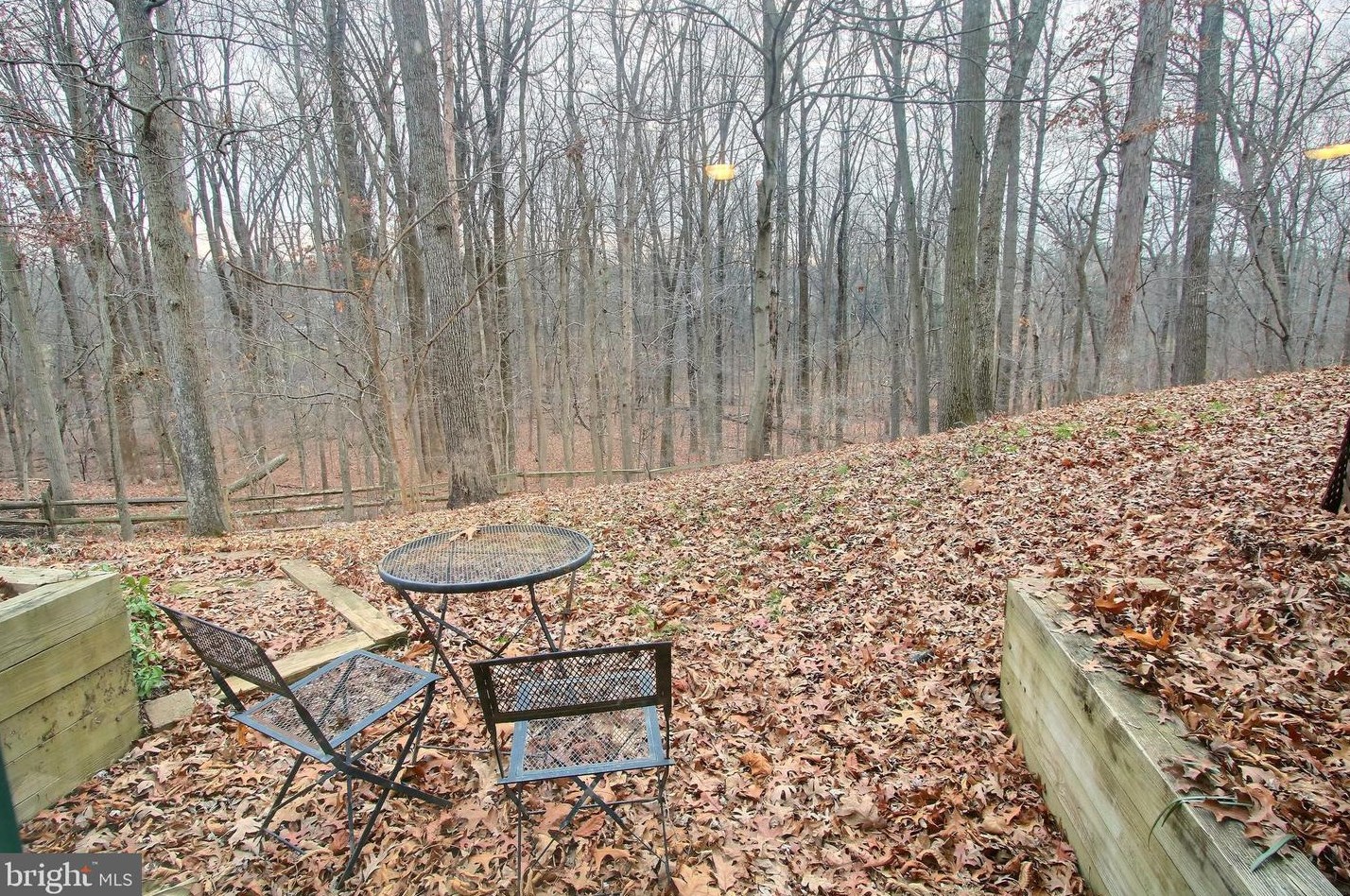 19505 Ridge Heights Dr, Gaithersburg MD  20879-1657 exterior