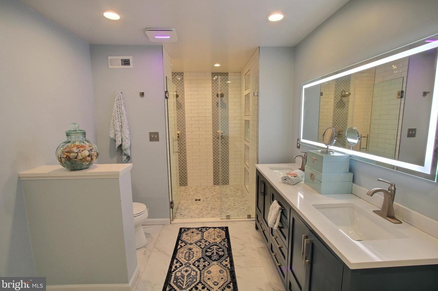 19505 Ridge Heights Dr, Gaithersburg MD  20879-1657 exterior