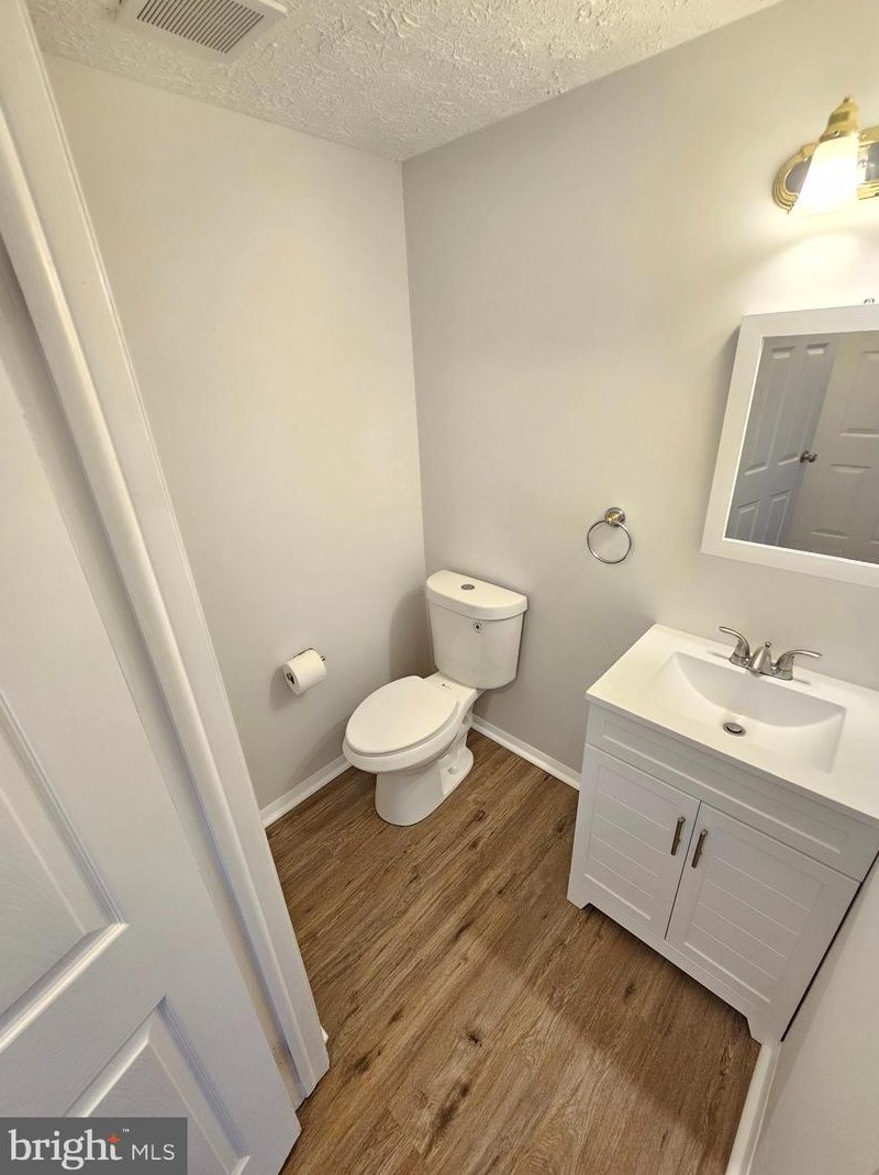 19651 Framingham Dr, Gaithersburg MD  20879-1867 exterior