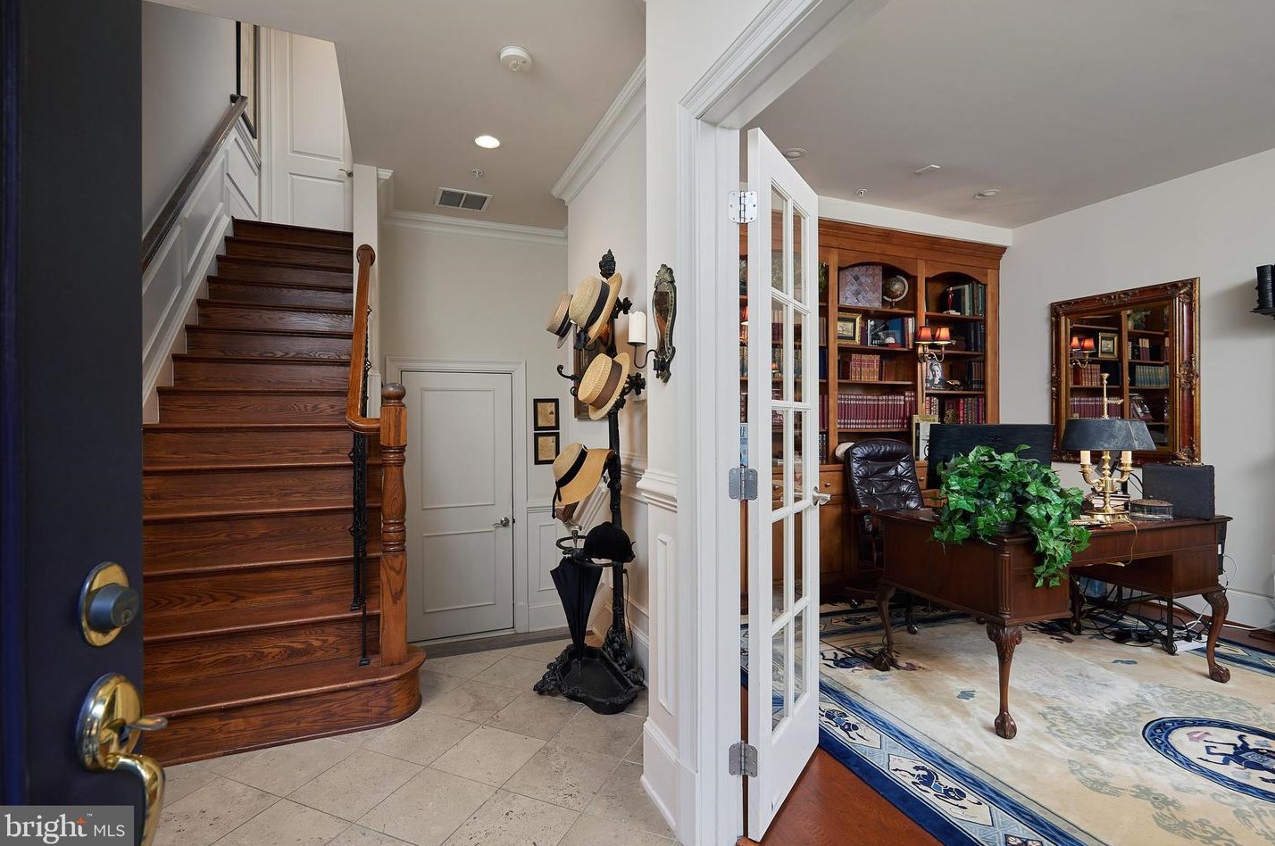 12434 Ansin Circle Dr, Rockville, MD 20854-2904