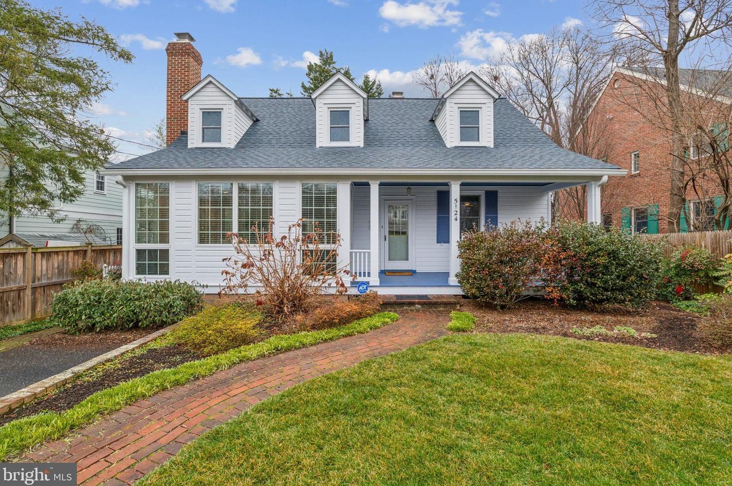 5124 Newport Ave, Bethesda, MD 20816-3025