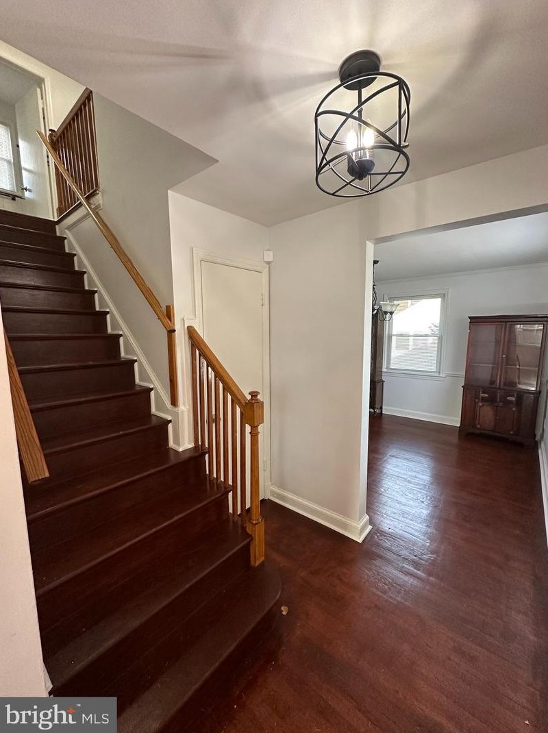 9522 Colesville Rd, Silver Spring, MD 20901