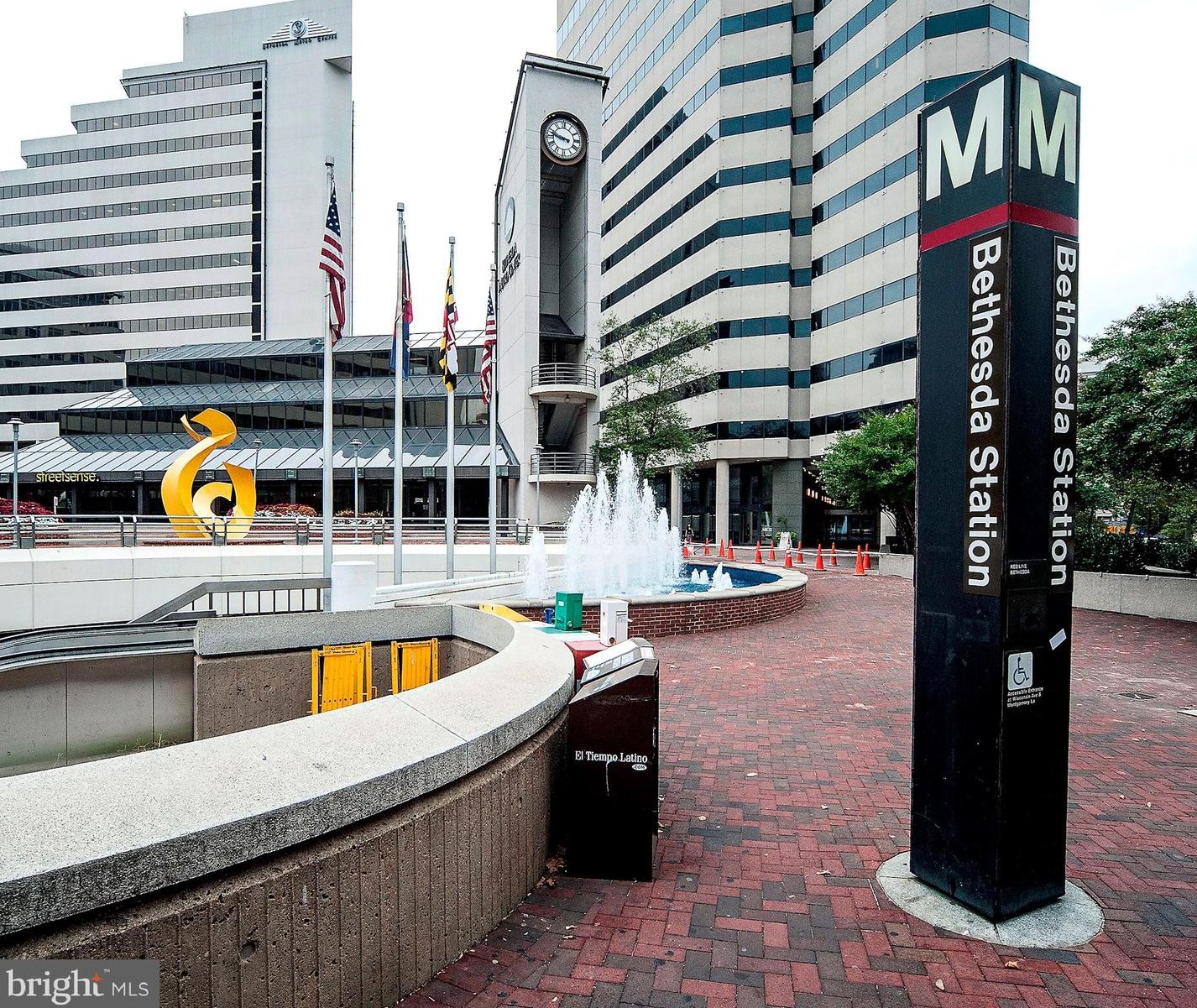 7111 Woodmont Ave, Bethesda MD  20815-6200 exterior