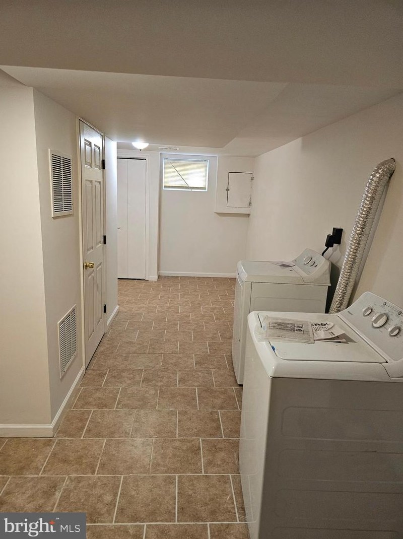 13306 Georgia Ave, Silver Spring MD 20906-3742 exterior