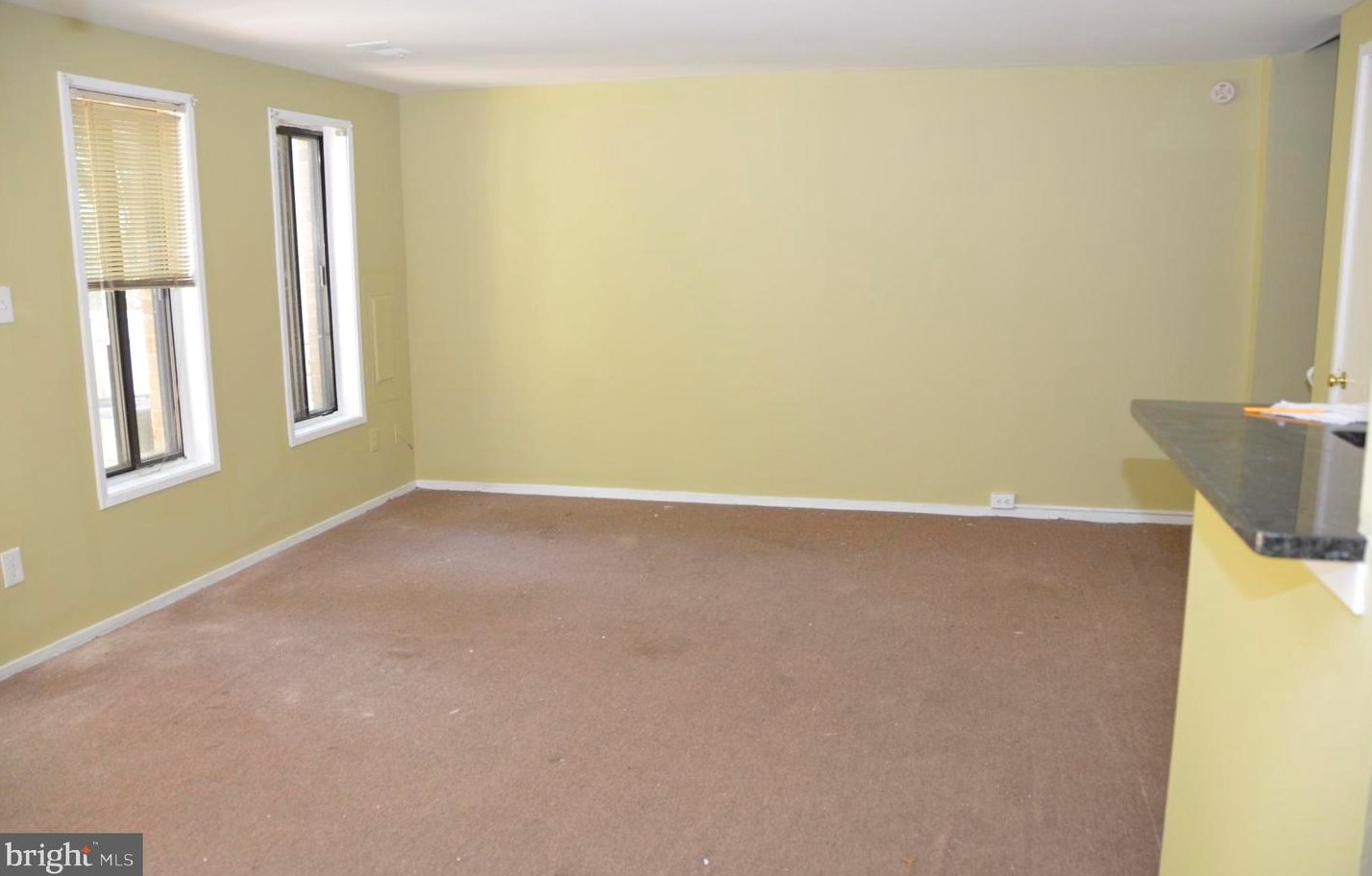 9809 Docena Dr, Gaithersburg, MD 20886