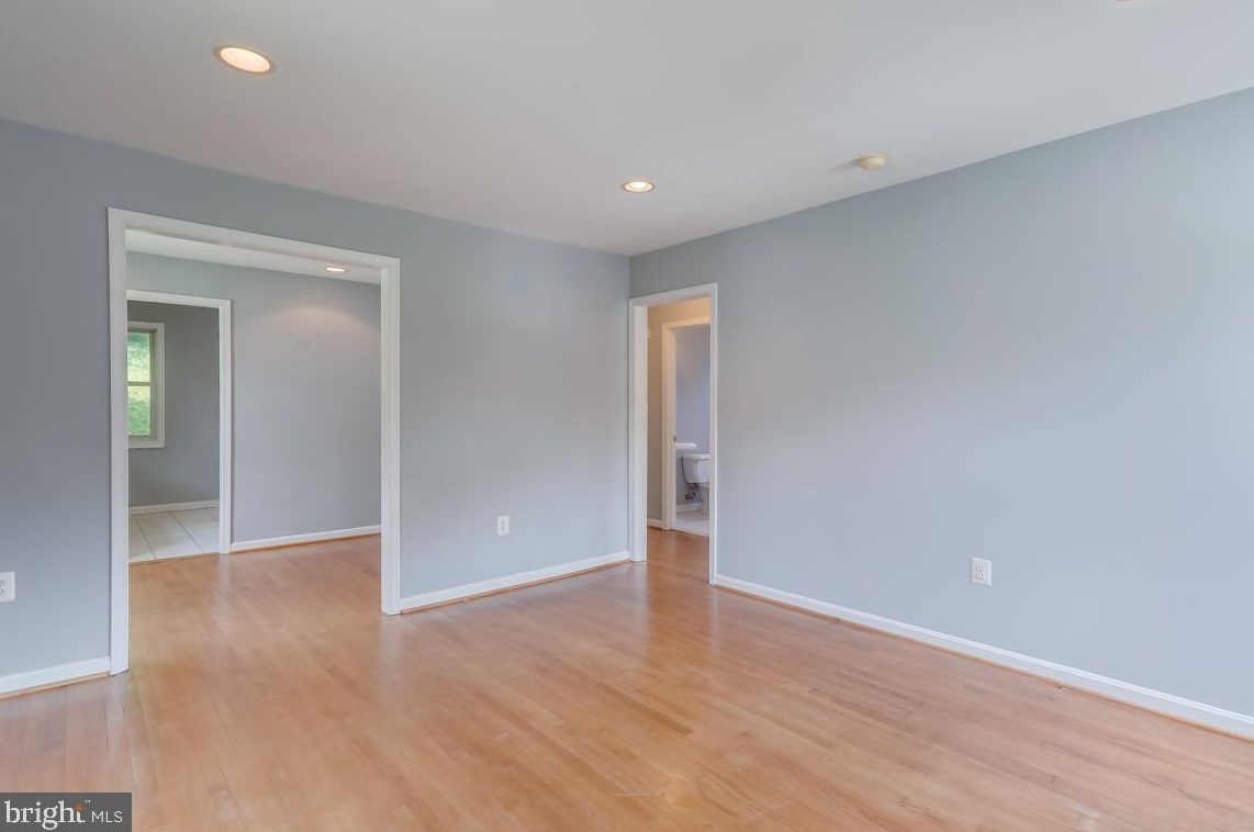 103 Melbourne Ave, Silver Spring, MD 20901