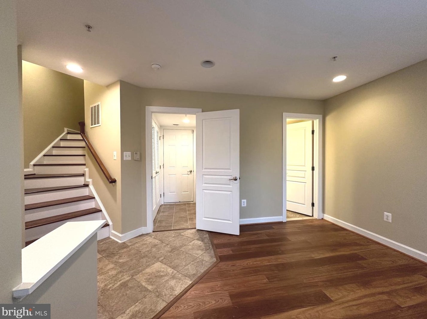 418 Lady Fern Pl, Gaithersburg MD  20878-4027 exterior