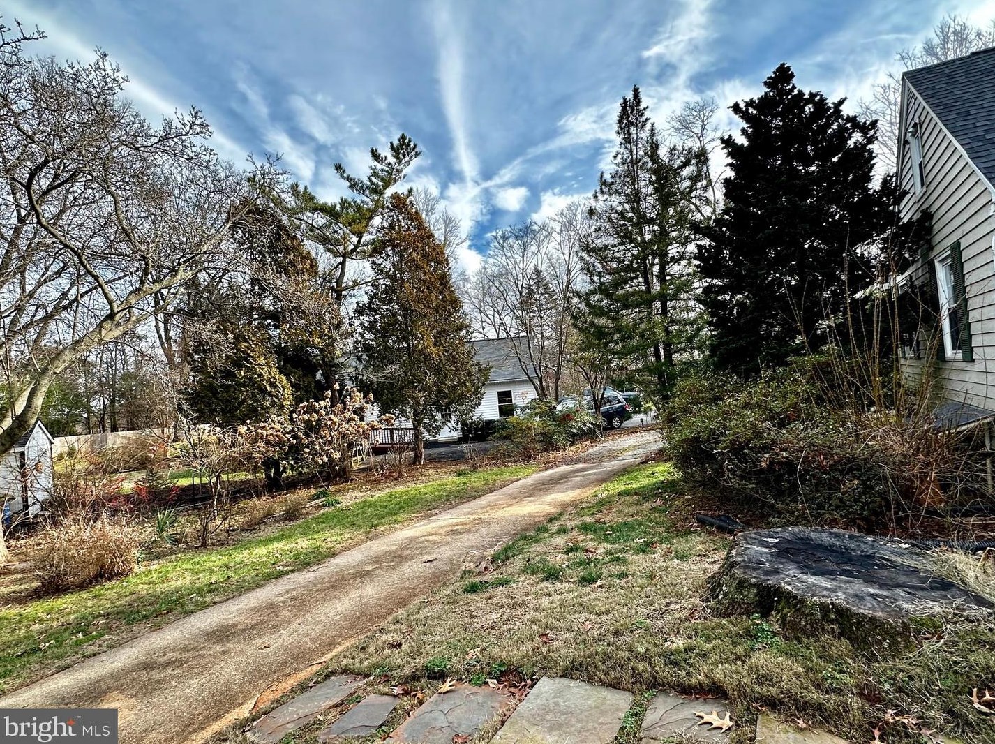 18 Dew Wood Ct, Rockville MD  20855-1006 exterior