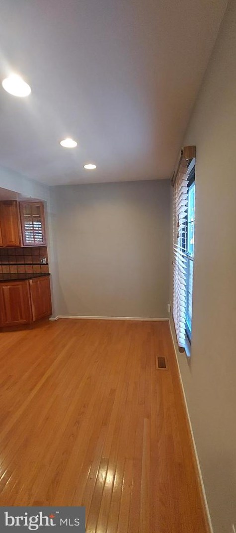 8278 Amity Cir, Gaithersburg MD  20877-1166 exterior