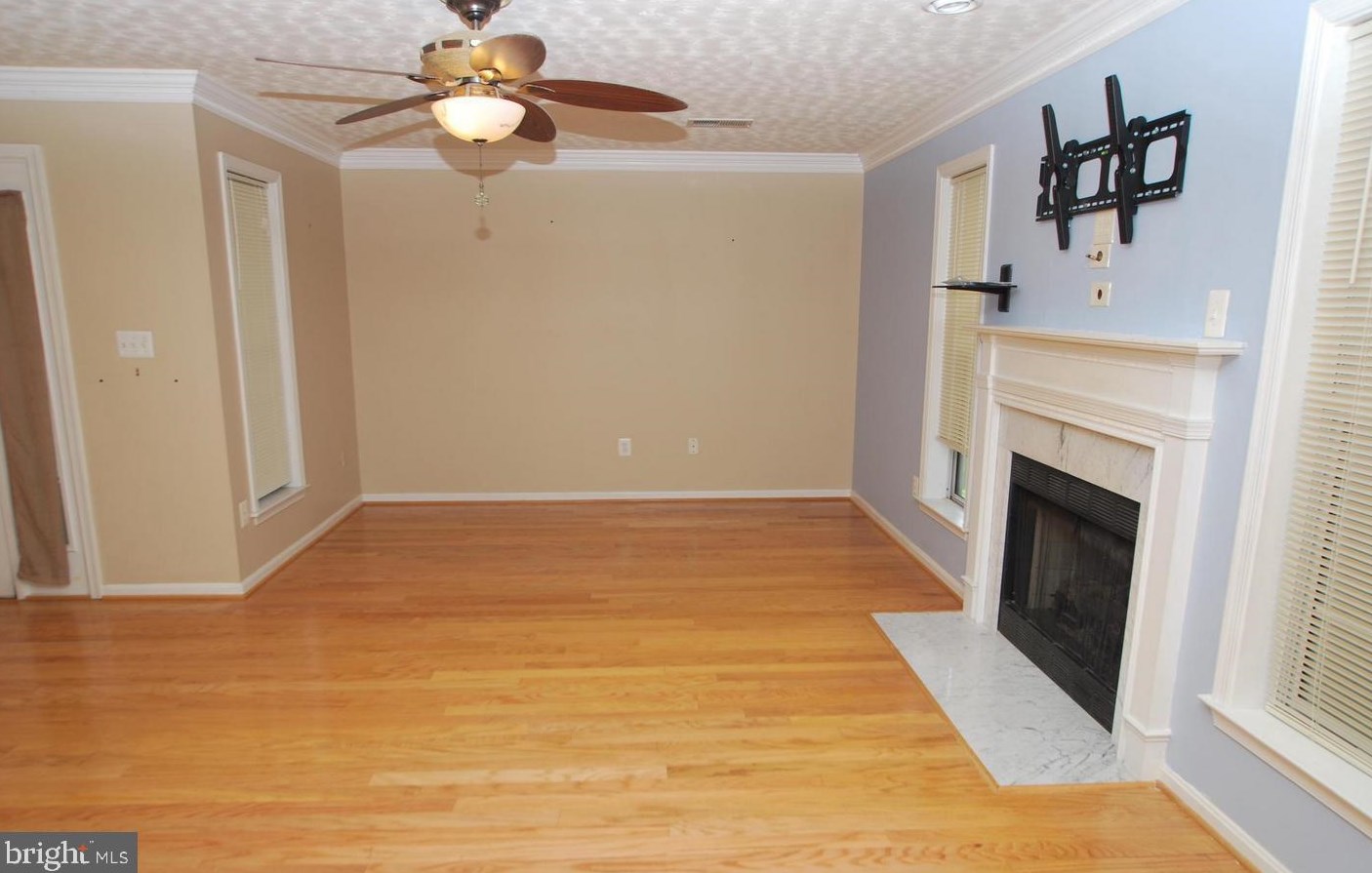 1013 Hillside Lake Ter #1006, Gaithersburg, MD 20878