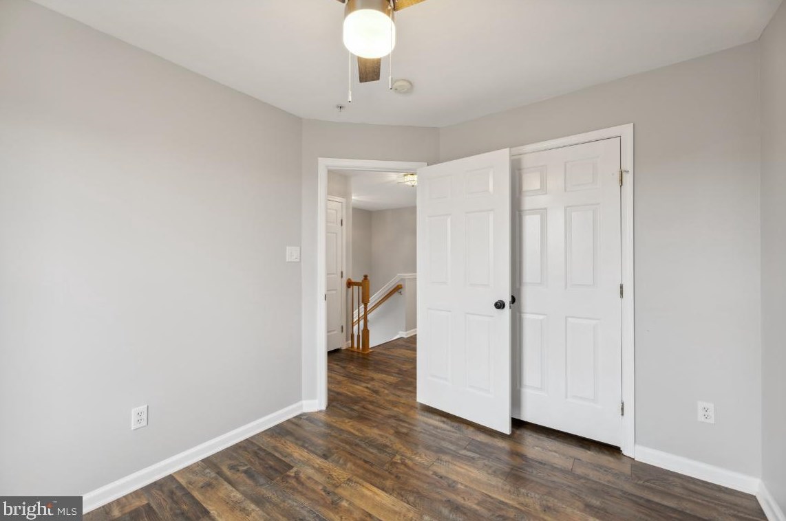 12016 Chestnut Glen Rd, Clarksburg MD  20871-4429 exterior