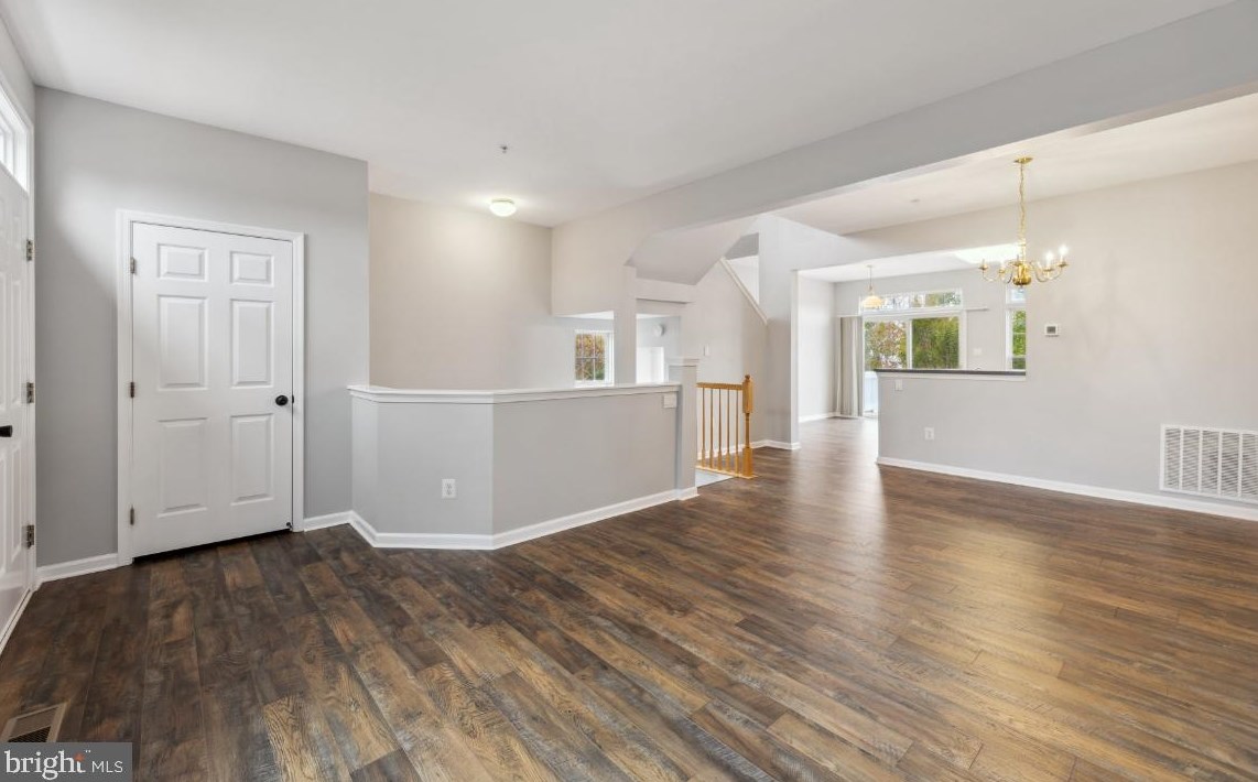 12016 Chestnut Glen Rd, Clarksburg MD  20871-4429 exterior