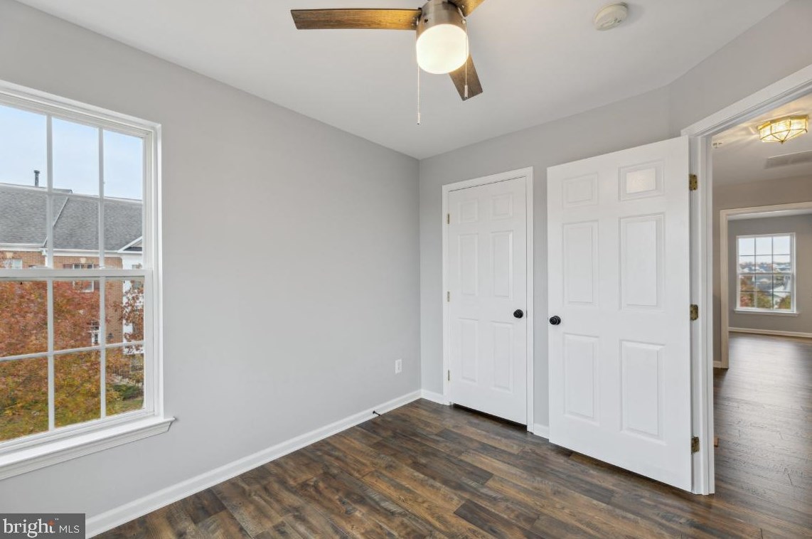 12016 Chestnut Glen Rd, Clarksburg MD  20871-4429 exterior