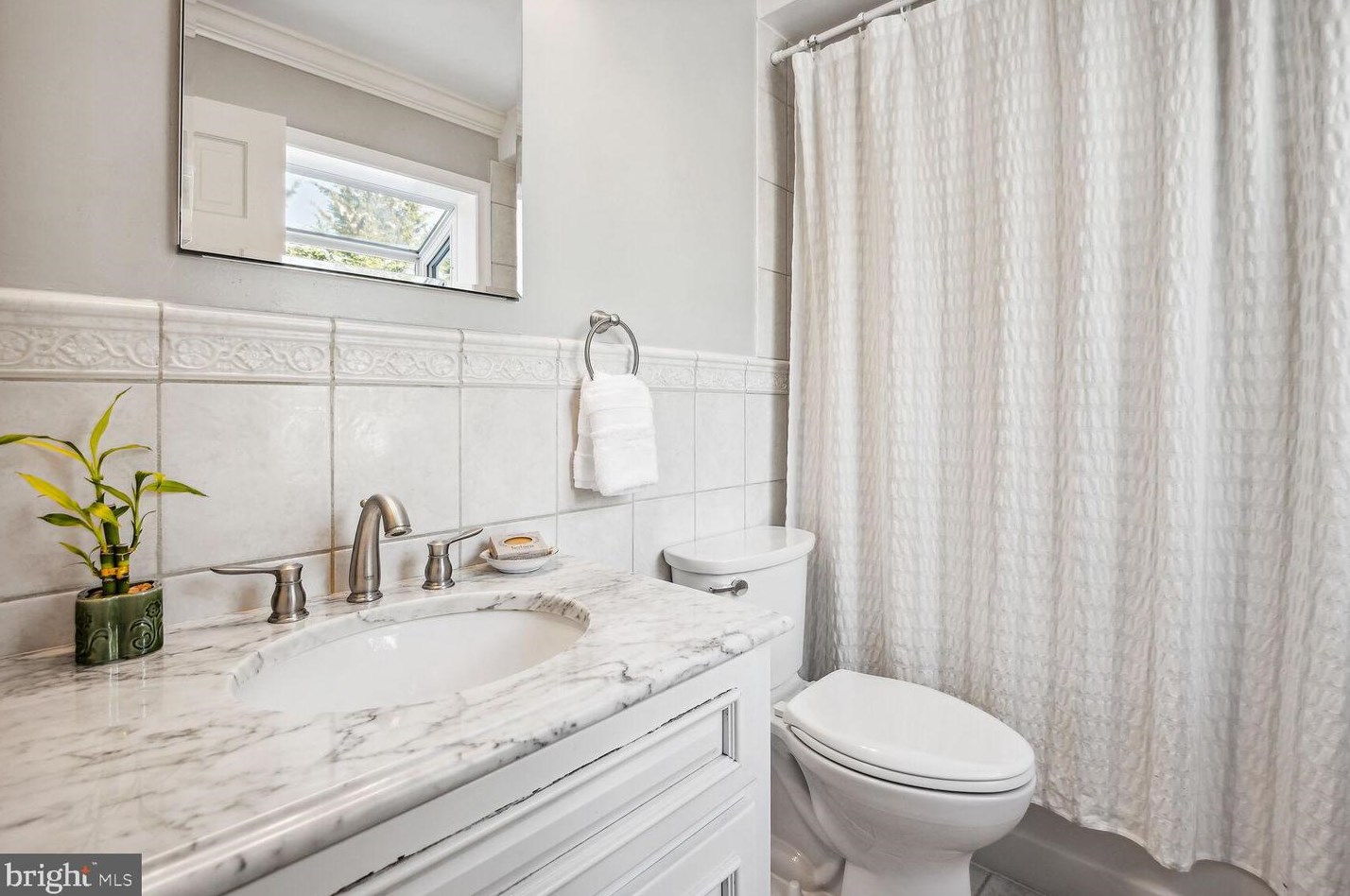 516 Mannakee St, Rockville MD 20850-2143 exterior