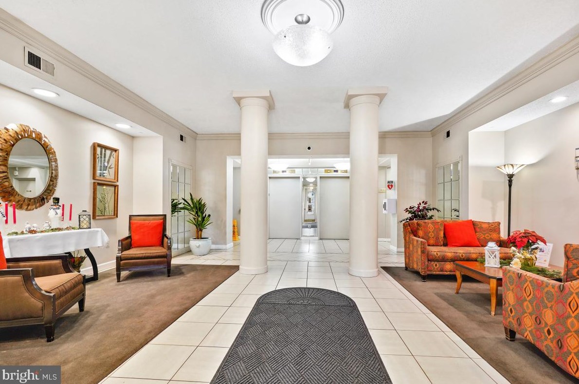 2900 N Leisure World Blvd #309, Silver Spring, MD 20906