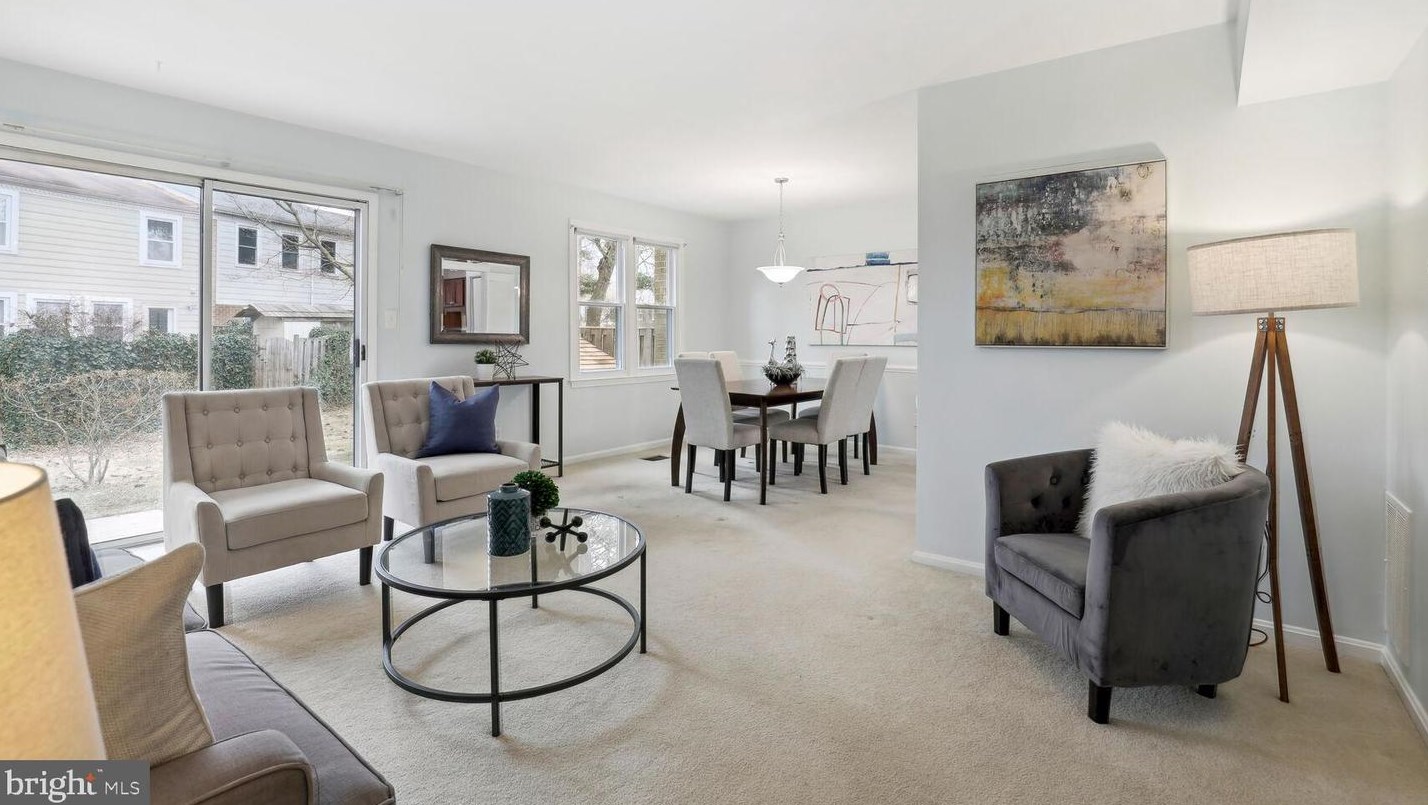 209 Longdraft Rd, Gaithersburg MD  20878-1033 exterior