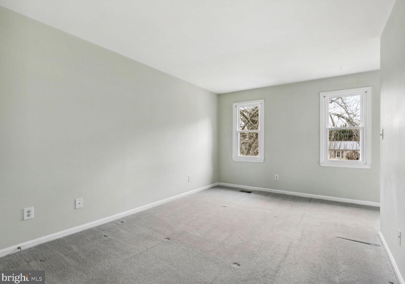 209 Longdraft Rd, Gaithersburg MD  20878-1033 exterior