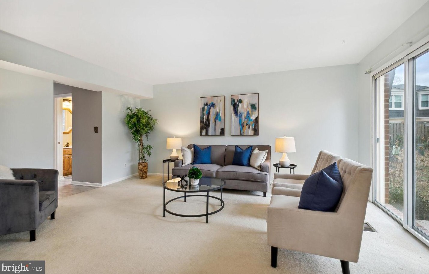 209 Longdraft Rd, Gaithersburg MD  20878-1033 exterior