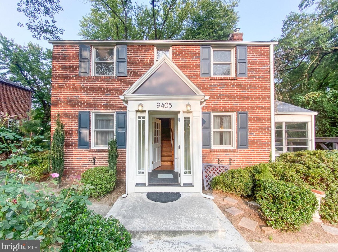 9405 Woodland Dr, Silver Spring, MD 20910