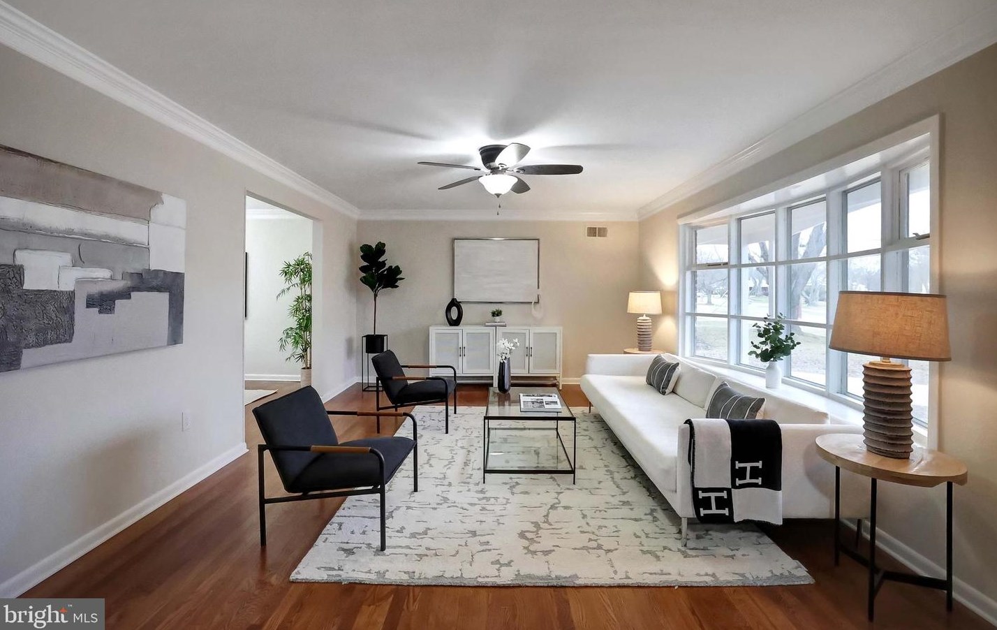 1900 Snowdrop Ln, Silver Spring, MD 20906