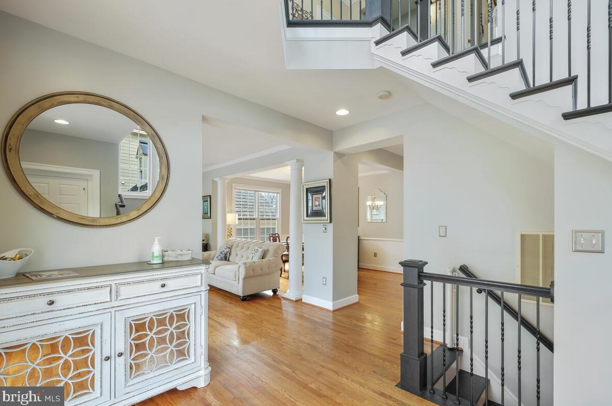 135 Treehaven St, Gaithersburg MD  20878-5748 exterior