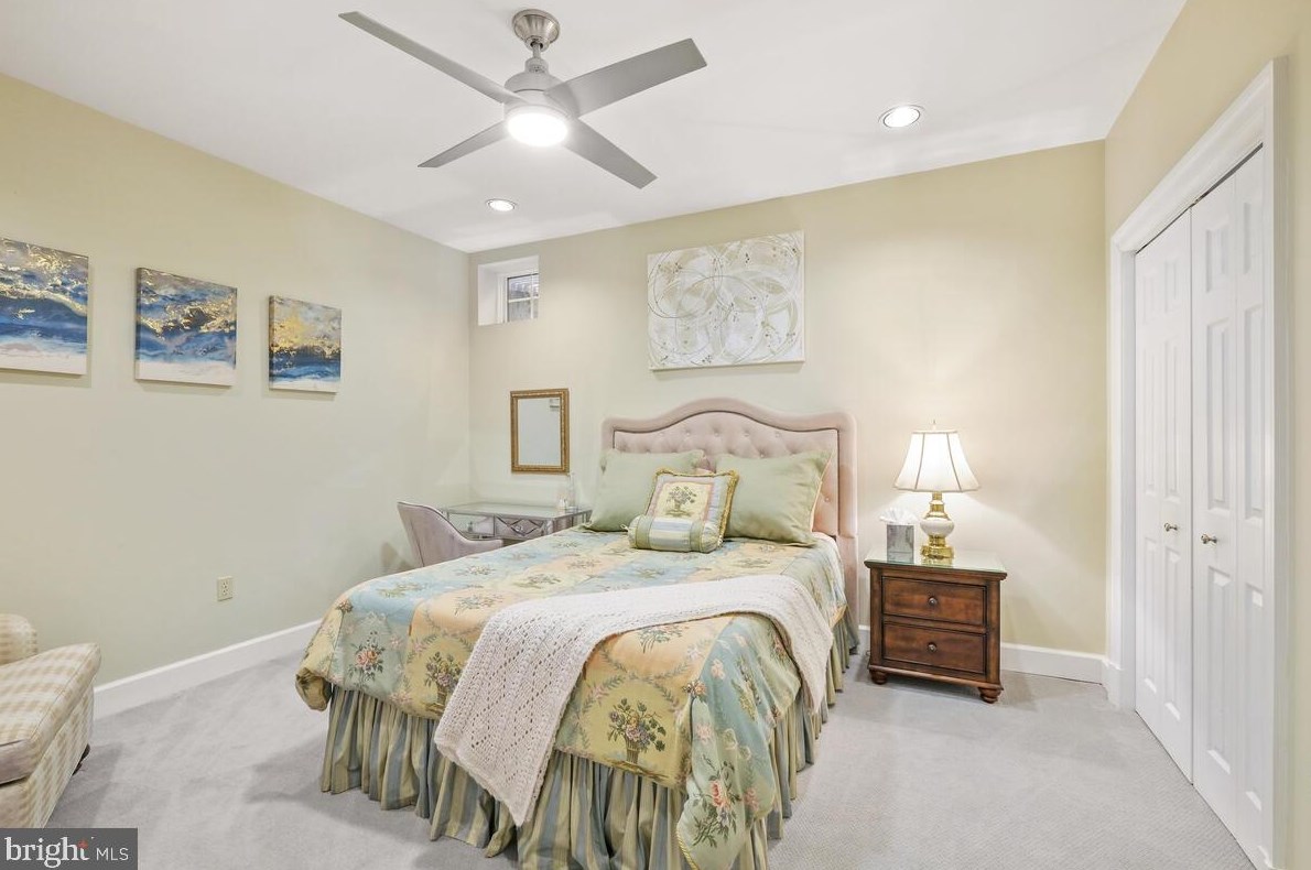 135 Treehaven St, Gaithersburg MD  20878-5748 exterior