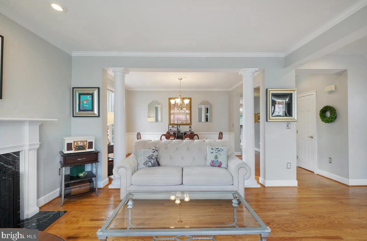 135 Treehaven St, Gaithersburg MD  20878-5748 exterior