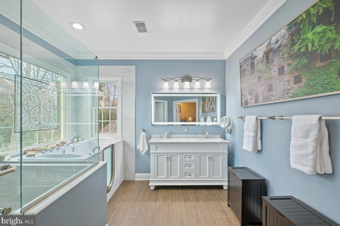 135 Treehaven St, Gaithersburg MD  20878-5748 exterior