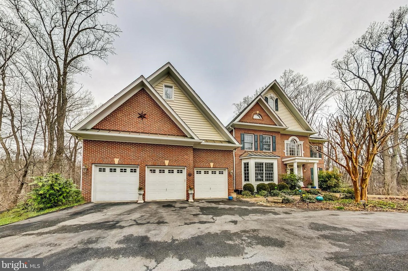 204 Quaint Acres Dr, Silver Spring, MD 20904