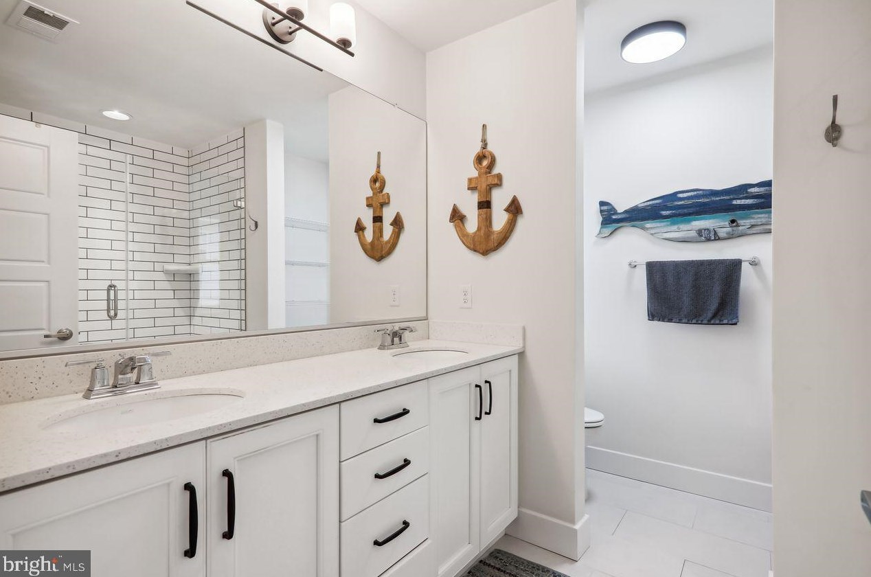 18613 Strawberry Knoll Rd, Gaithersburg MD  20879 exterior