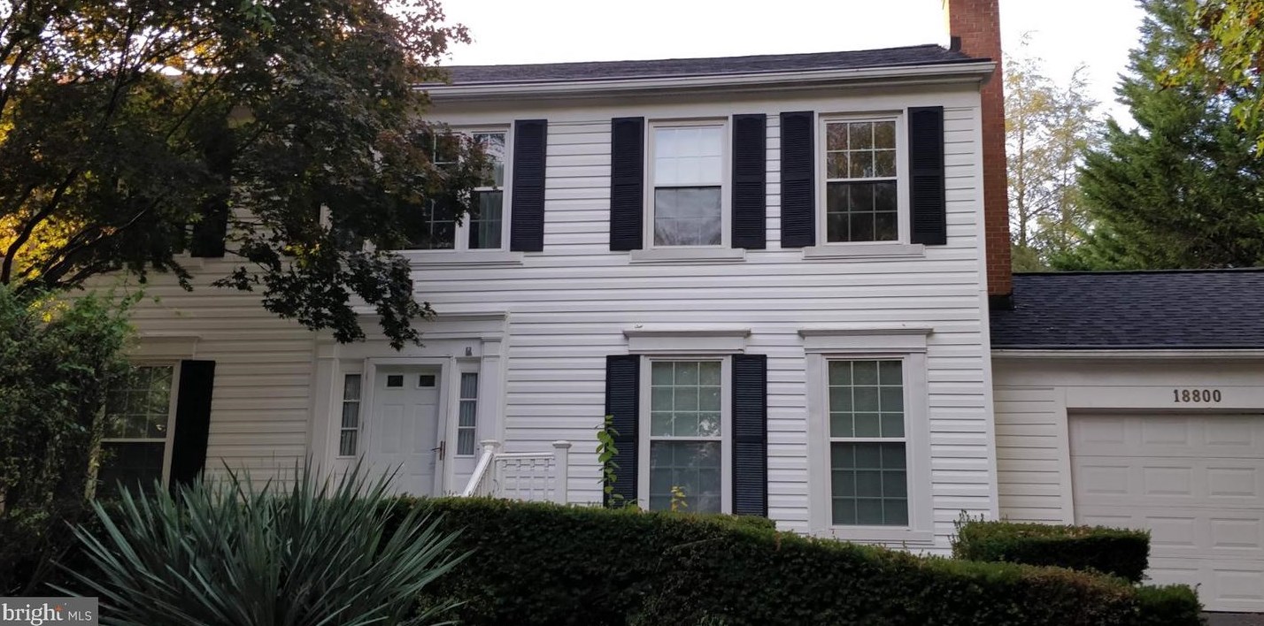 18800 Sunset Hills Ct, Gaithersburg MD  20879-1734 exterior