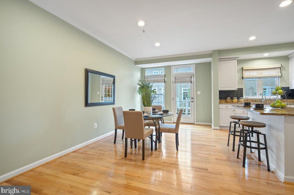 607 Gatestone St, Gaithersburg MD  20878-2187 exterior