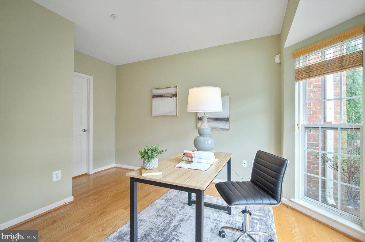 607 Gatestone St, Gaithersburg MD  20878-2187 exterior