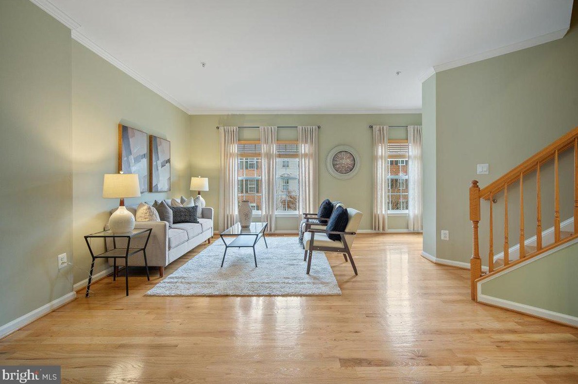 607 Gatestone St, Gaithersburg MD  20878-2187 exterior