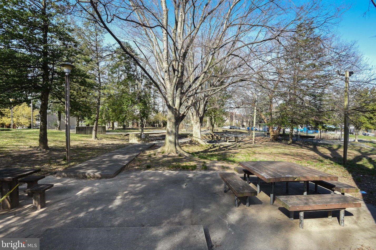 1900 Lyttonsville Rd, Silver Spring MD 20910-2260 exterior