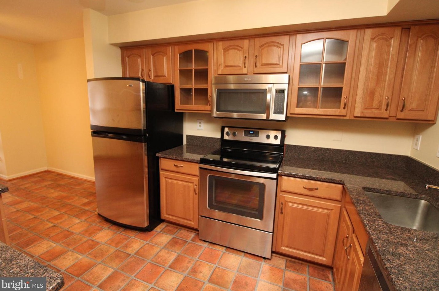 1602 Tanyard Hill Rd, Gaithersburg MD 20879-3210 exterior